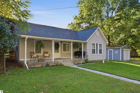 1667 Ewing St, Grawn, MI 49637