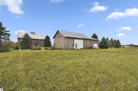 Exterior - 20 3626 90th Ave # A, Evart, MI 49631 photo 21 of 23