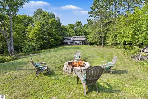 715 Sequanota, East Jordan, MI 49727