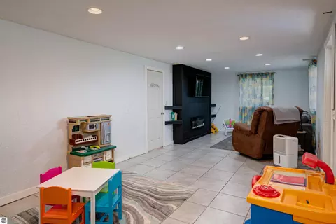 Living - 8224 S Schomberg Rd, Cedar, MI 49621 photo 4 of 4