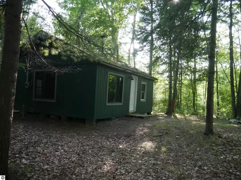 8167 Beech, Hale, MI 48739 photo 4