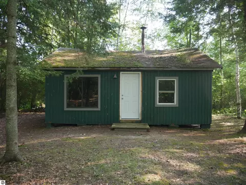 8167 Beech, Hale, MI 48739
