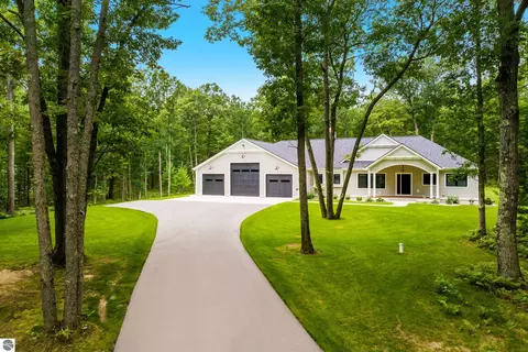687 Starflower Ln, Traverse City, MI 49696