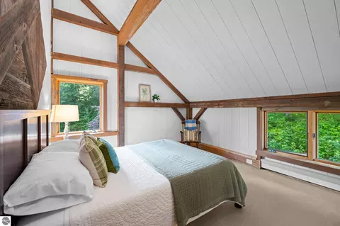 Bedroom - 6020 E Hackett Dr, Cedar, MI 49621 photo 4 of 9