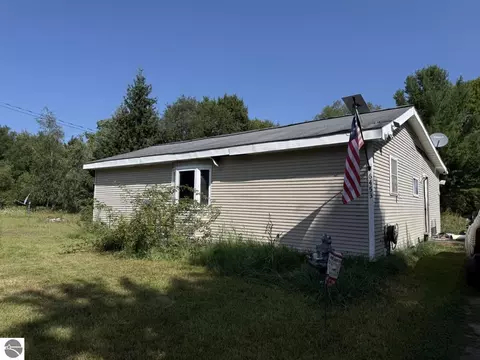 6453 Sigma Ave, Kalkaska, MI 49646