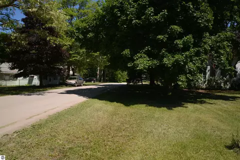 Exterior - 114 W Second St, Elk Rapids, MI 49629 photo 3 of 4