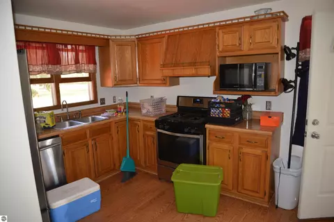 Kitchen - 114 W Second St, Elk Rapids, MI 49629 photo 1 of 1