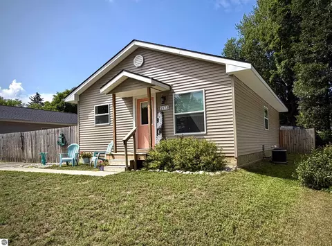 2173 West St, Central Lake, MI 49622