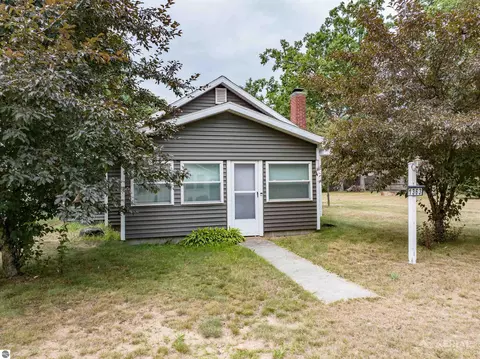 1363 Ash, National City, MI 48748