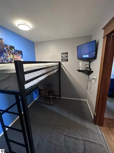 Bedroom - 7146 River Rd, Evart, MI 49631 photo 5 of 6