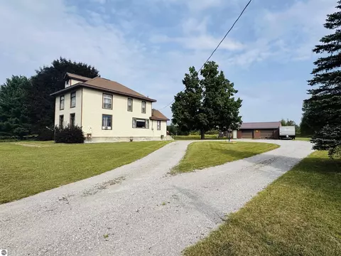 Exterior - 7146 River Rd, Evart, MI 49631 photo 18 of 18