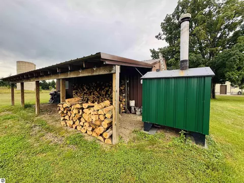 Exterior - 7146 River Rd, Evart, MI 49631 photo 11 of 18