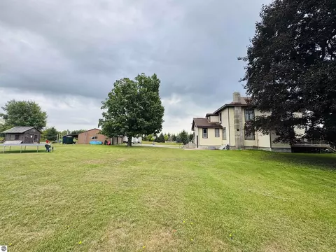Exterior - 7146 River Rd, Evart, MI 49631 photo 3 of 18