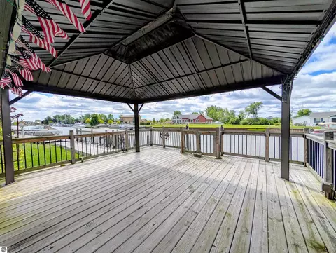Exterior - 1656 Riverside Dr, Au Gres, MI 48703 photo 3 of 10