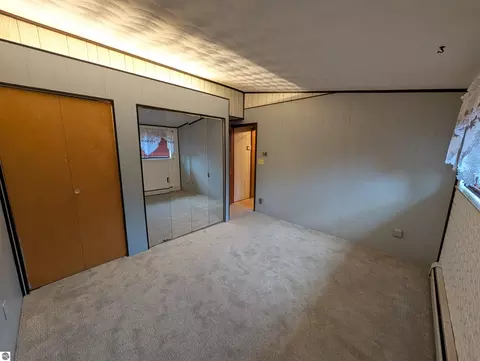 Bedroom - 1656 Riverside Dr, Au Gres, MI 48703 photo 3 of 6