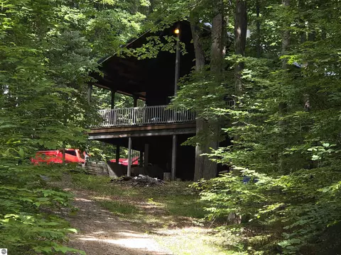 4309 W Phelps Rd, Lake City, MI 49651