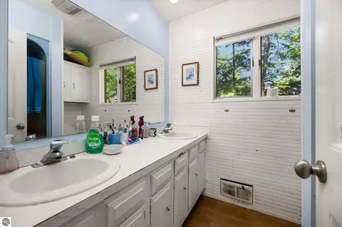 Bath - 10000 Harmony Dr, Interlochen, MI 49643 photo 1 of 4