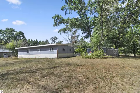 Exterior - 5447 76th St, Baldwin, MI 49304 photo 8 of 15