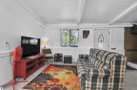 Living - 5447 76th St, Baldwin, MI 49304 photo 2 of 3