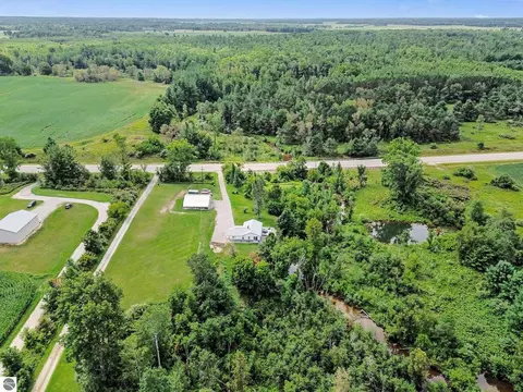 View/Area - 5387 E M-55, Hale, MI 48739 photo 2 of 3