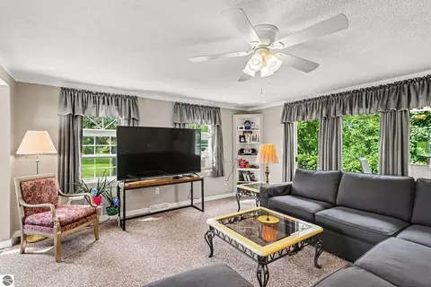 Living - 5387 E M-55, Hale, MI 48739 photo 2 of 4