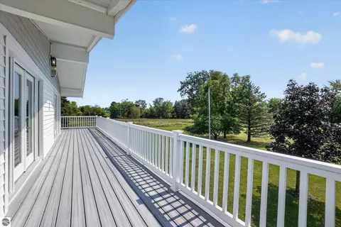 Exterior - 7604 W Pratt Rd, Dewitt, MI 48820 photo 5 of 8