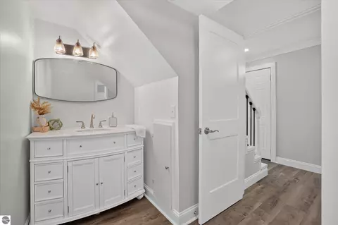Bath - 7604 W Pratt Rd, Dewitt, MI 48820 photo 3 of 4