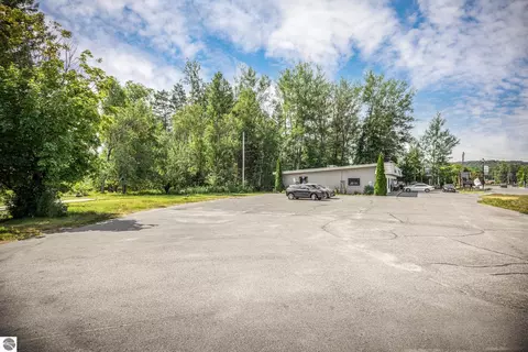0 E Philips St, Lake Leelanau, MI 49653