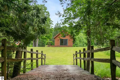 Exterior - 1133 W Thumb Lake Rd, Vanderbilt, MI 49795 photo 11 of 16