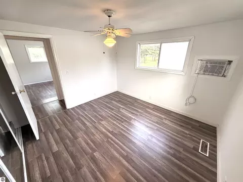 Bedroom - 9526 W Monroe, Elwell, MI 48832 photo 5 of 7