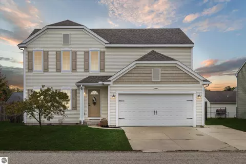 11681 SE Koala Bear Dr, Alto, MI 49302