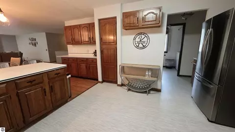 Kitchen - 600 E Orch, Standish, MI 48658 photo 4 of 4