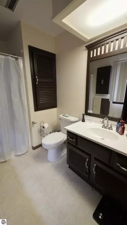 Bath - 600 E Orch, Standish, MI 48658 photo 3 of 3