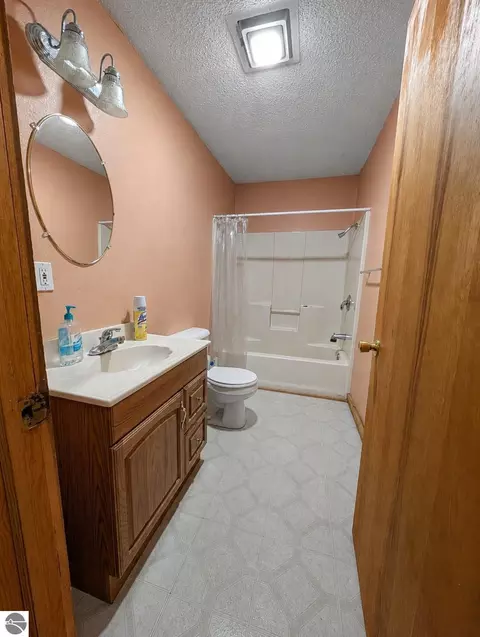 Bath - 3185 Miller Dr, Sears, MI 49679 photo 1 of 2