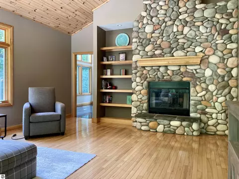 Living - 6788 E Hoxie Rd, Cedar, MI 49621 photo 2 of 2