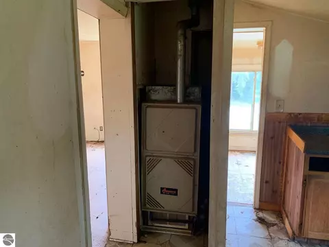 Entry Way - 293 Birch St, Harrison, MI 48625 photo 11 of 11