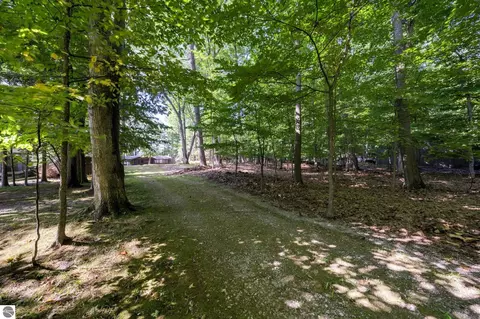 Exterior - 276 E Traverse Lake Rd, Cedar, MI 49621 photo 20 of 22