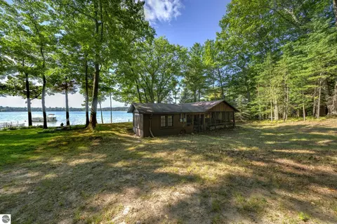 Exterior - 276 E Traverse Lake Rd, Cedar, MI 49621 photo 10 of 22