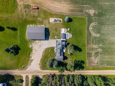 View/Area - 9644 E Deerfield Rd, Shepherd, MI 48883 photo 2 of 13