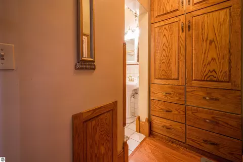 Entry Way - 9644 E Deerfield Rd, Shepherd, MI 48883 photo 4 of 6
