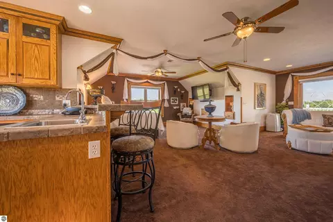 Living - 9644 E Deerfield Rd, Shepherd, MI 48883 photo 5 of 6