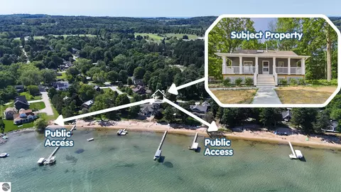 10189 N Shore Dr, Northport, MI 49670
