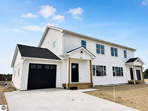 228 Viola Ln # 10, Traverse City, MI 49685