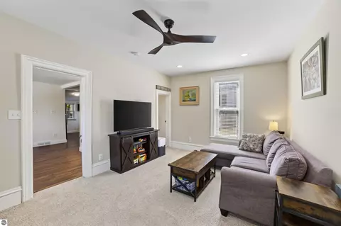 204 Petoskey Ave, Charlevoix, MI 49720