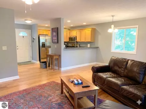 4138 Sherwood Forest Dr, Traverse City, MI 49686