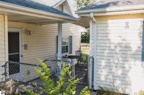 Exterior - 1041 Radov Rd, Gladwin, MI 48624 photo 3 of 19