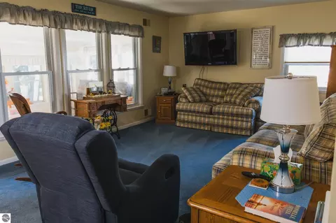 Living - 1041 Radov Rd, Gladwin, MI 48624 photo 2 of 3