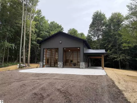 11759 E M 72, Williamsburg, MI 49690 photo 29