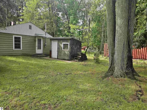 Exterior - 2937 Sagato Trl, Lupton, MI 48635 photo 3 of 7