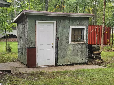 Exterior - 2937 Sagato Trl, Lupton, MI 48635 photo 7 of 7